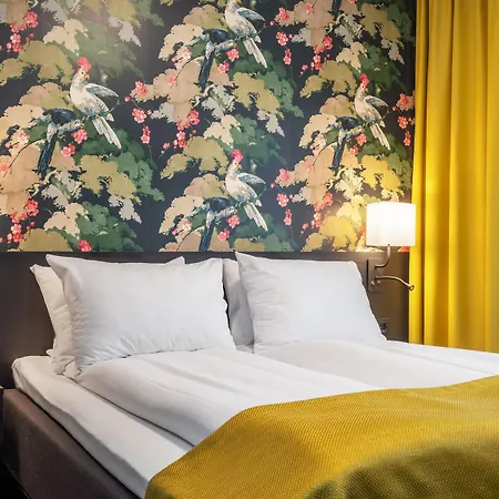 톤 브리스톨, 4* 베르겐