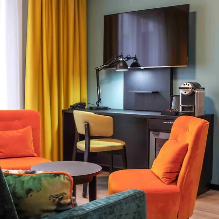 톤 브리스톨, 호텔 4*