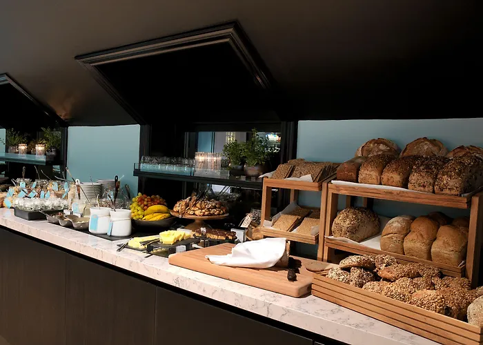 Hotel Thon Bristol, 4*