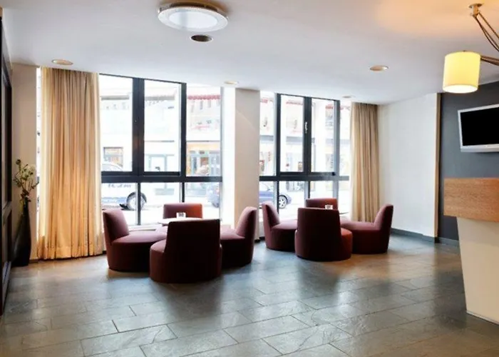 Hotel Thon Bristol, 4*